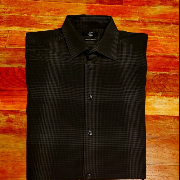 CALVIN KLEIN: Dress Shirt. Size- 15.5, 32/33 - Picture 5 of 10